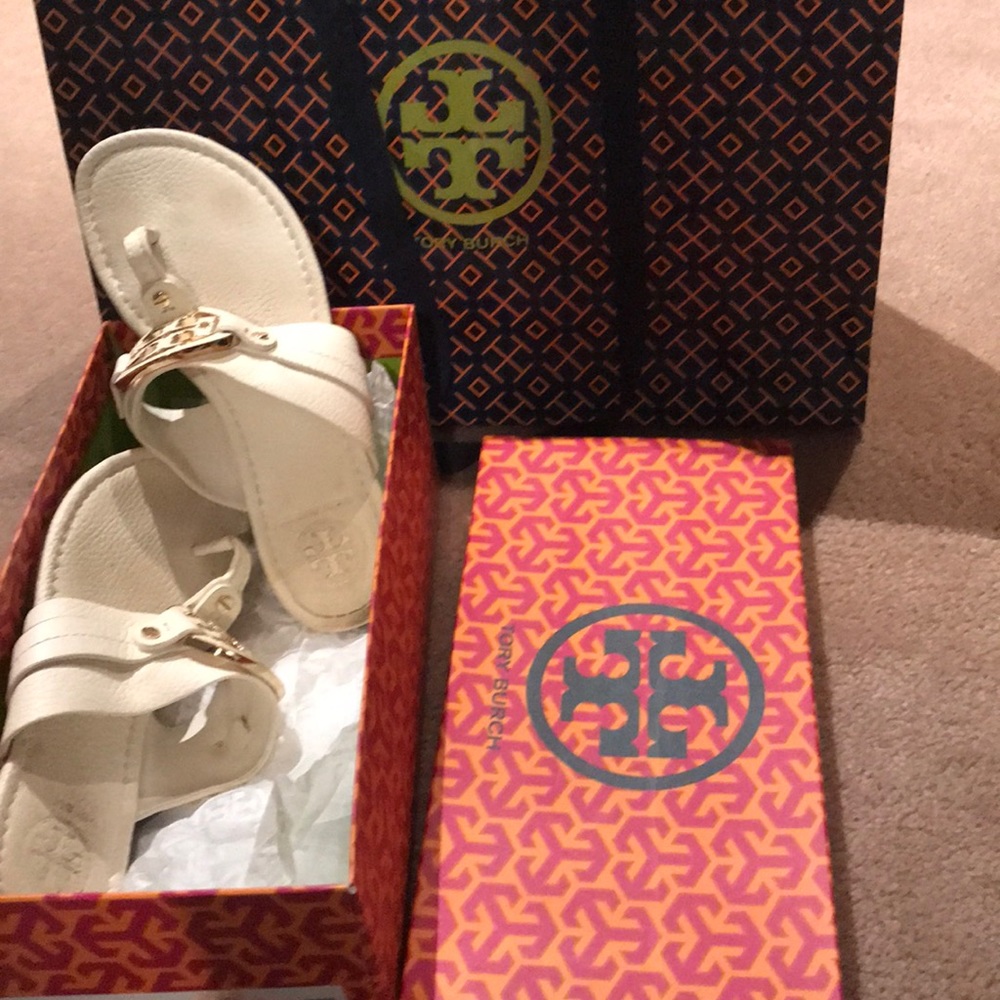 Tory Burch flats